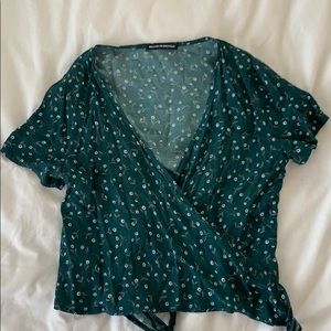 Brandy Melville Cross/ Tie top